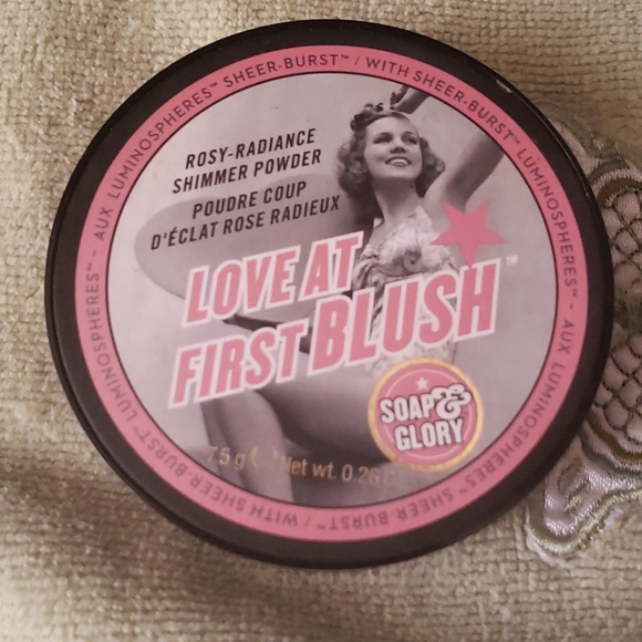 Soap & Glory Other - Lover Fisrt BlushShimmering Powder 0.26 ozs